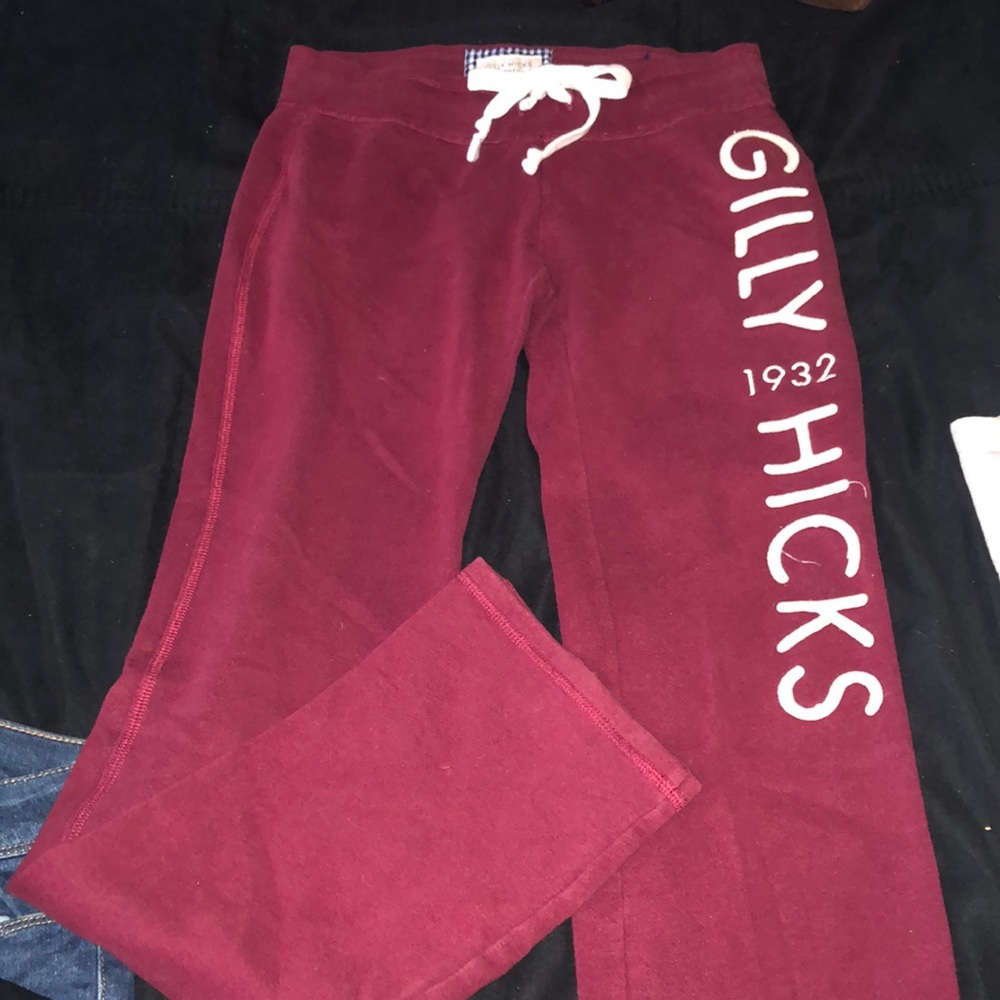 Comfy Gilly Hicks Sweatpants